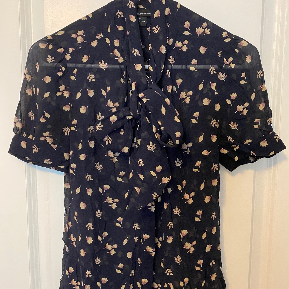 Victoria's Secret: silk blouse